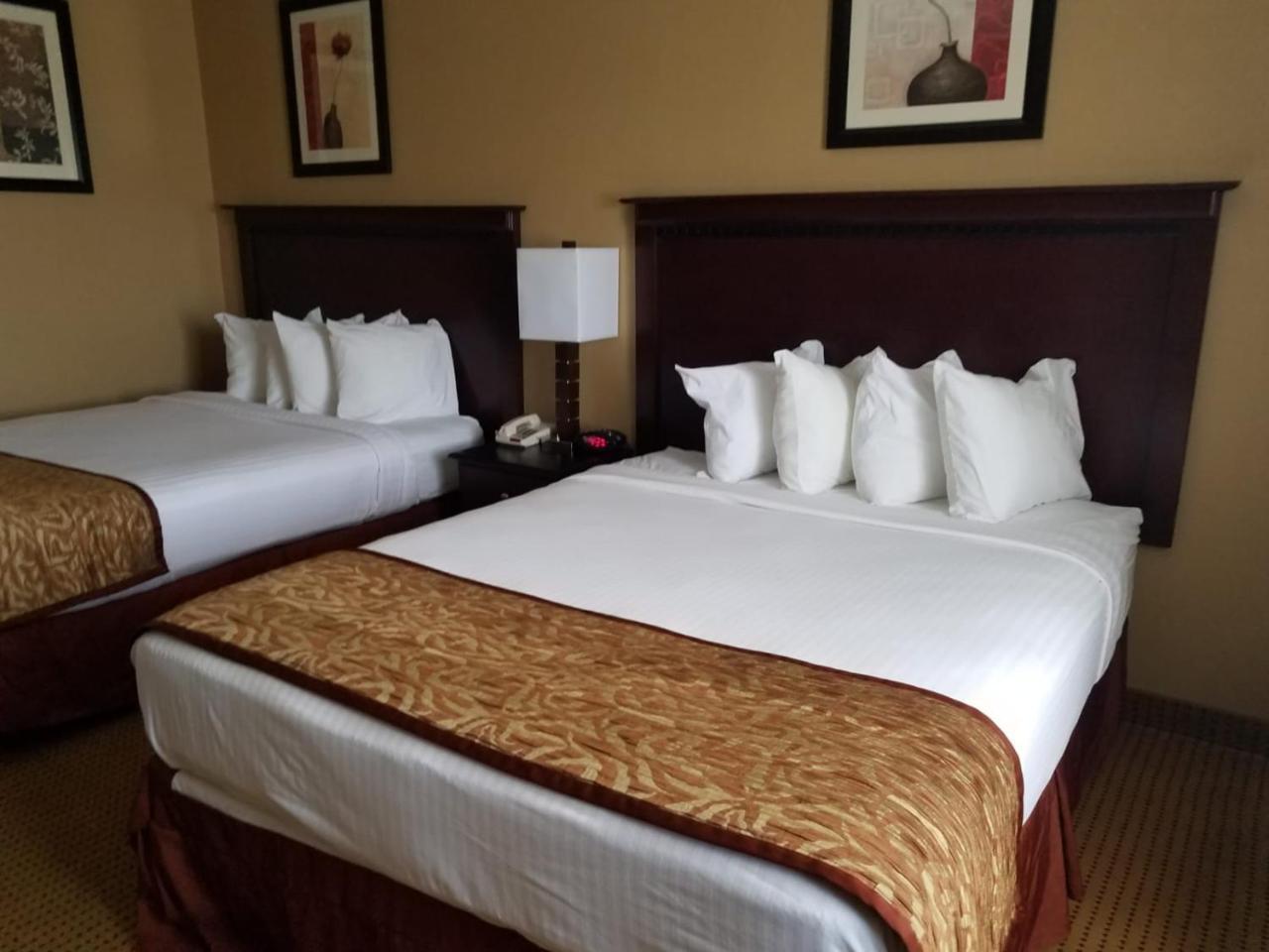 Hotel Lincoln Inn On Route 66 And Near I-55 Exteriör bild