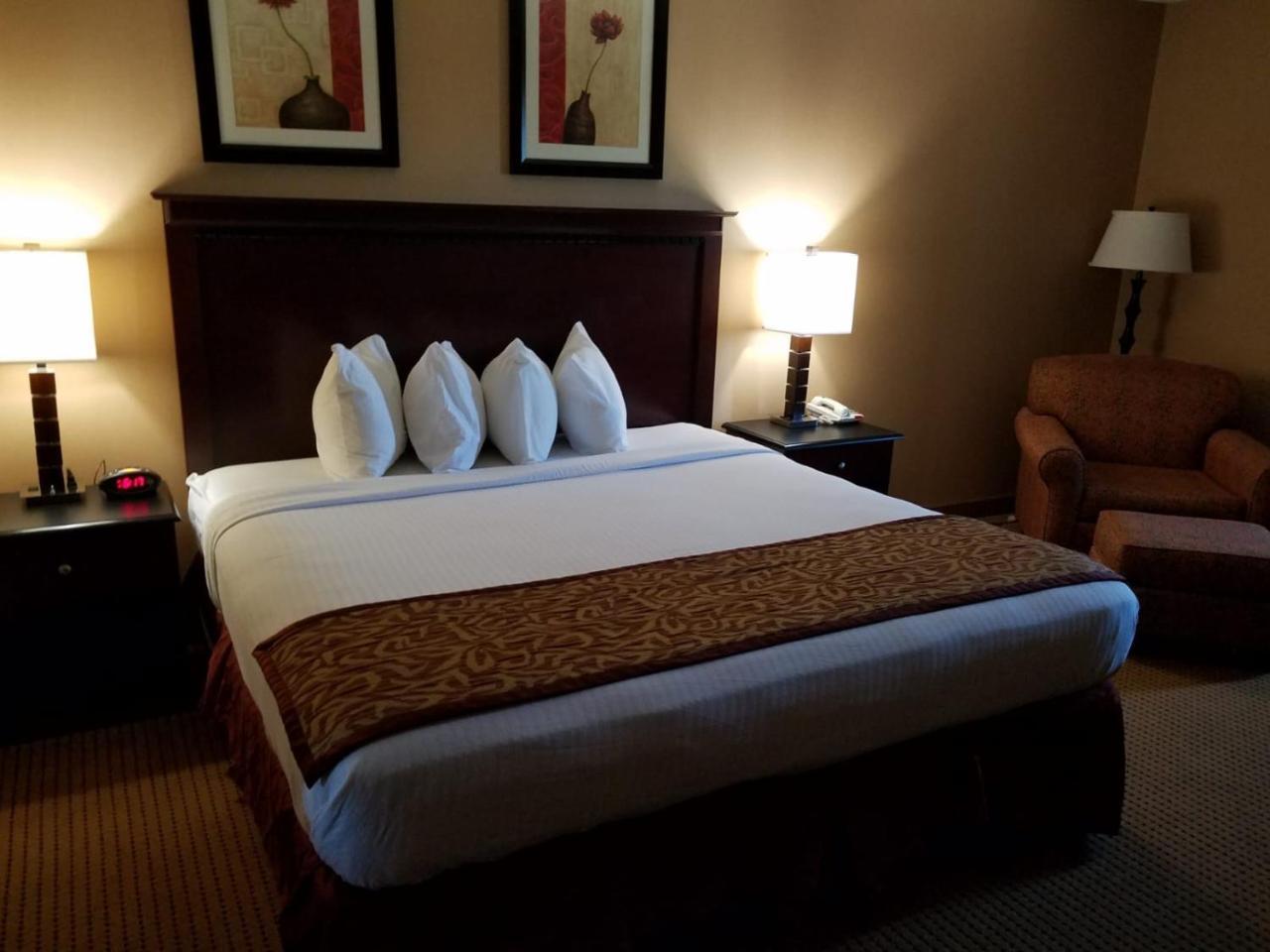 Hotel Lincoln Inn On Route 66 And Near I-55 Exteriör bild