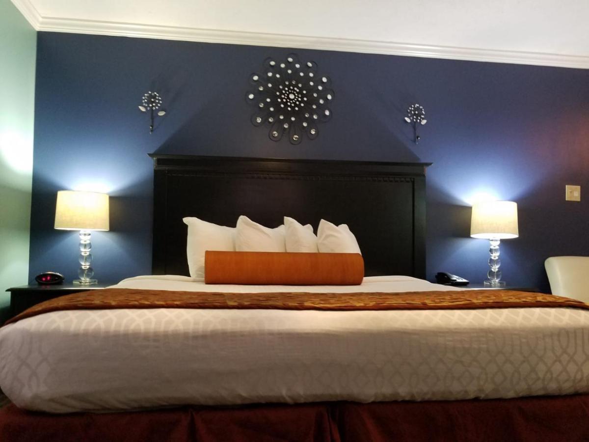 Hotel Lincoln Inn On Route 66 And Near I-55 Exteriör bild